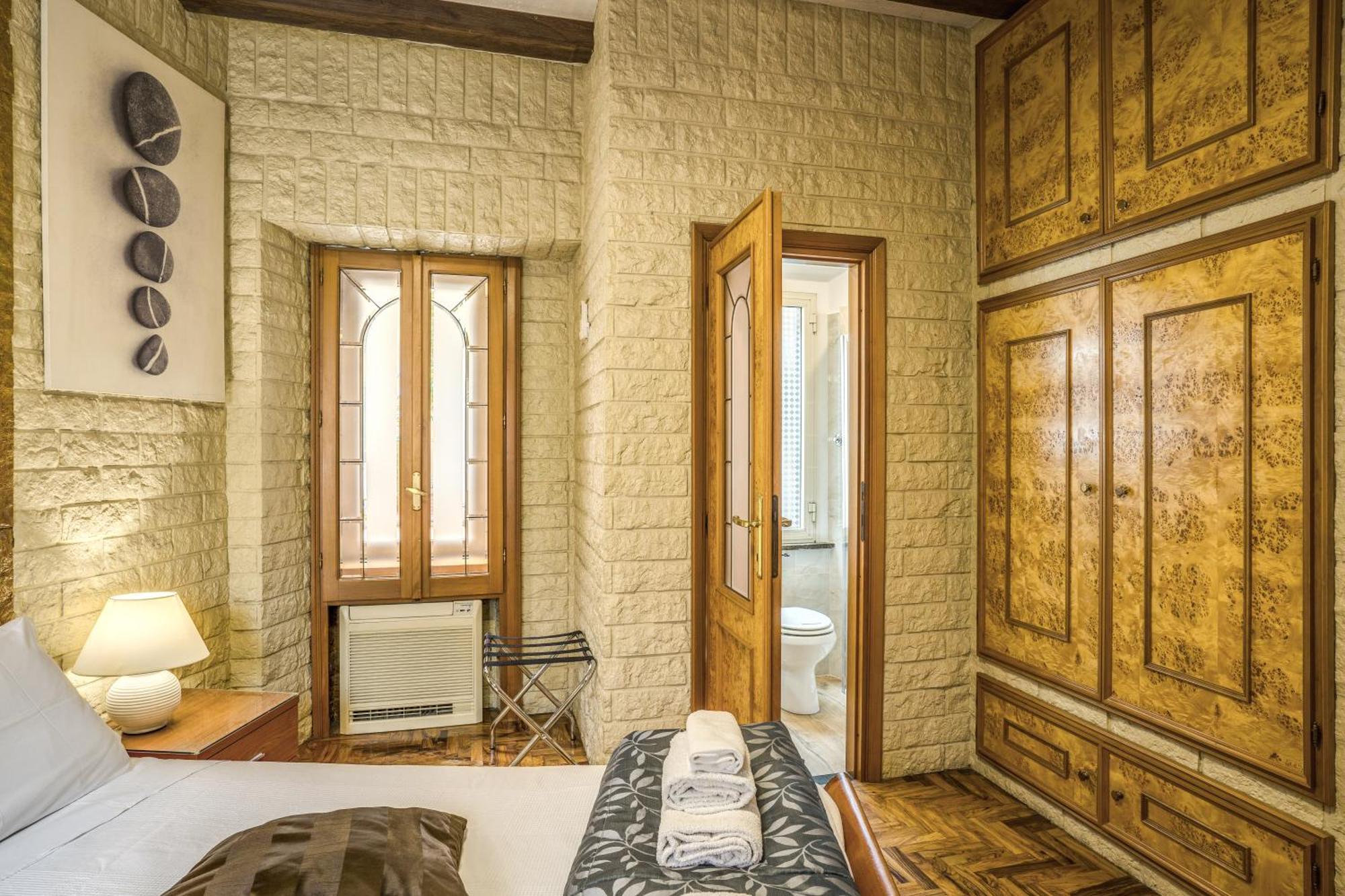 Fontana Di Trevi Charming Apartment Roma Exterior foto